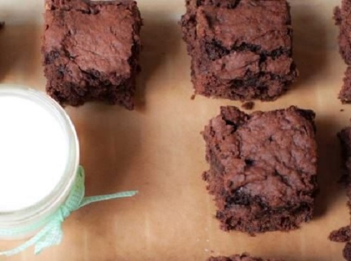 Brownie με κολοκυθάκι