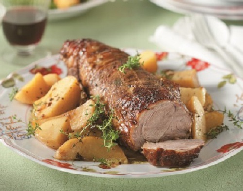 Αρνίσιο μπούτι με πετιμέζι και μουστάρδα ψημένο σε κληματόβεργες