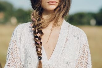 Το νέο ονειρεμένο hair trend στα μαλλιά που θα κυριαρχήσει φέτος το καλοκαίρι