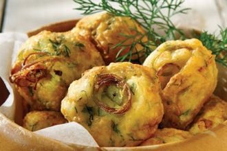 Πρασοκεφτέδες με φέτα