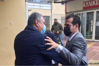 Γιάννης Καρβέλης: Μαζί με τον υπουργό Υγείας στο Παναρκαδικό Νοσοκομείο ΦΩΤΟ
