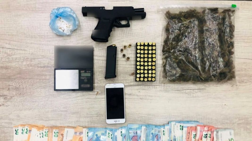 Πάτρα: Ελεύθερος ο άνδρας που είχε συλληφθεί με όπλο και ναρκωτικά, γνωστός για την εμπλοκή του στα κυκλώματα της νύχτας