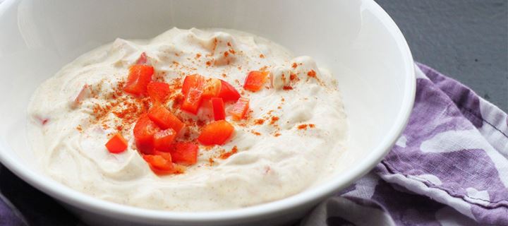 Ντιπ γιαουρτιού με καυτερή πιπεριά για μεξικανικές βραδιές στο σπίτι!