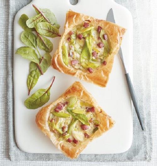 Πιτούλες με πράσο, πανσέτα και γραβιέρα