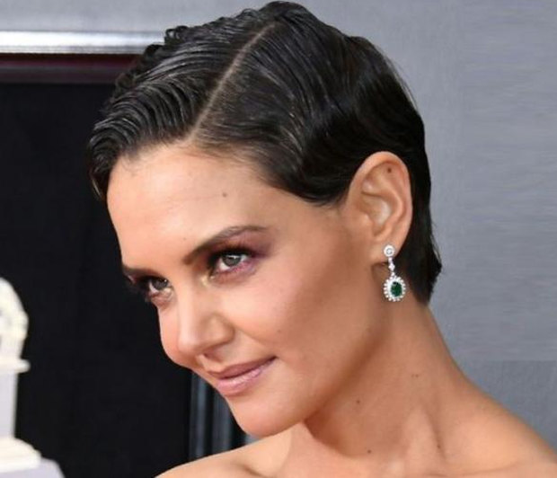 Πώς να μακρύνεις τα μαλλιά σου μετά από ένα pixie κούρεμα