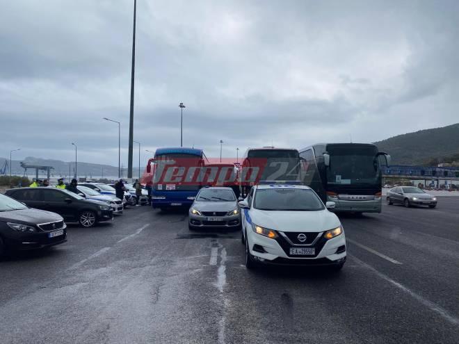 Στα διόδια Ελευσίνας έφθασε το κομβόϊ των πατρινών - ΦΩΤΟ