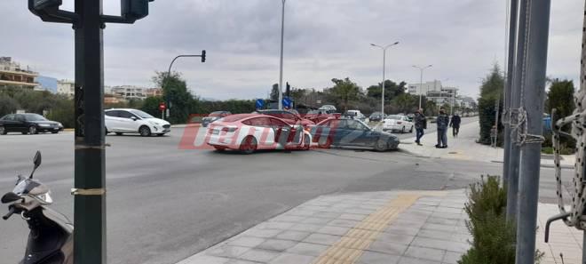 ΤΩΡΑ Πάτρα: Τροχαίο στην εθνική οδό - Εξω από την Περιφέρεια ΦΩΤΟ