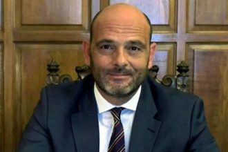 Ο Ιάσονας Φωτήλας καλωσορίζει τους νέους υποψήφιους βουλευτές