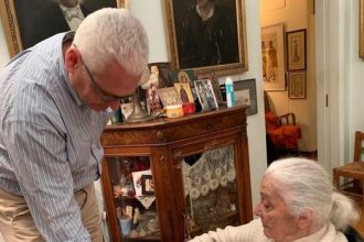 Φωκίων Ζαΐμης: Τσουγκρίζοντας το κόκκινο αυγό...