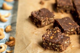 Mπάρες με κρέμα φουντουκιού χωρίς ψήσιμο!