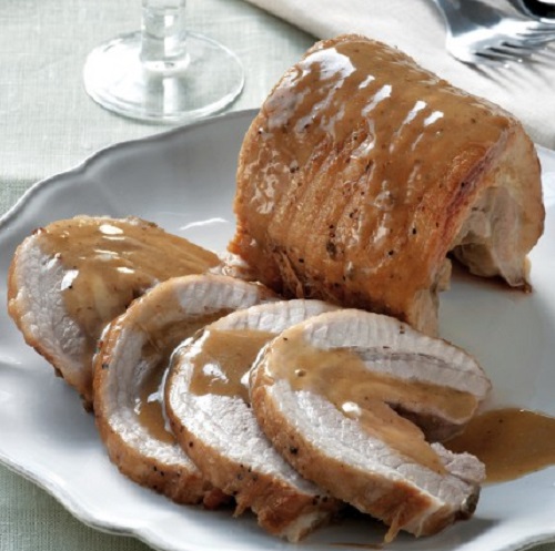 Χοιρινή πανσέτα ρολό μπρεζέ με μέλι, μουστάρδα και βαλσαμικό