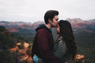 Σχέση από απόσταση: 10 μυστικά για να τα βγάλεις πέρα όταν το αγόρι σου είναι μακριά