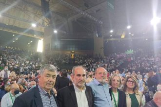 Στο συνέδριο του ΠΑΣΟΚ ο Απόστολος Κατσιφάρας