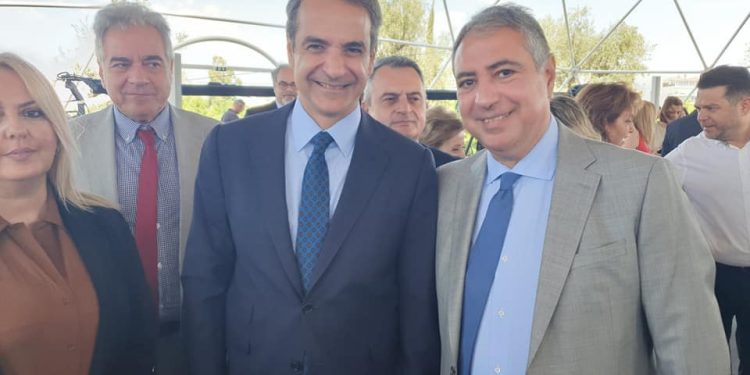 Με τον Πρωθυπουργό ο Γιάννης Καρβέλης