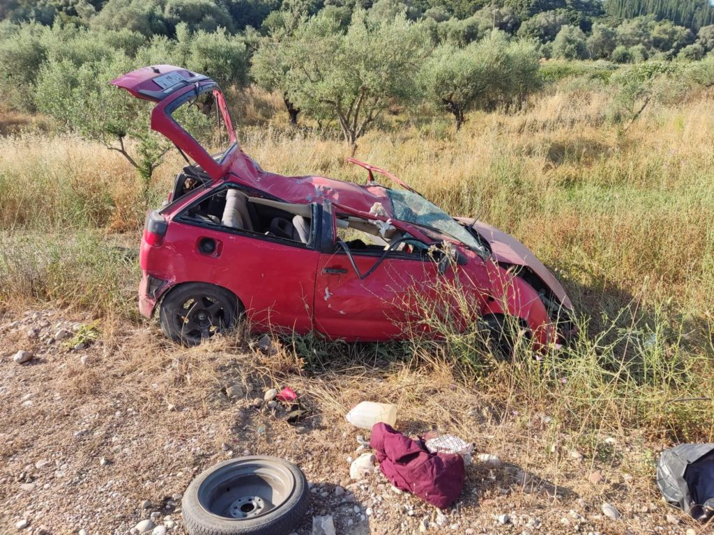 Ηλεία: Eκτροπή οχήματος με έναν τραυματία - Μεταφέρεται στον Πύργο (ΦΩΤΟ)