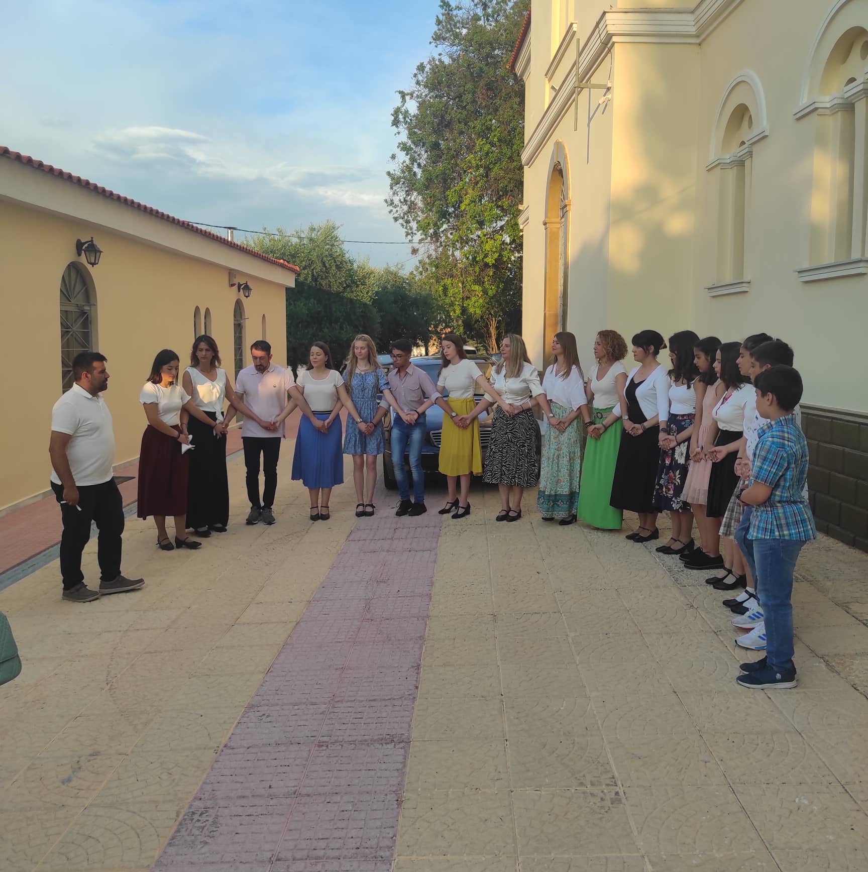 Εντυπωσίασε στις εκδηλώσεις για την Αγία Τριάδα ο Σύλλογος Αλισσαίων "Πείρος" ΦΩΤΟ