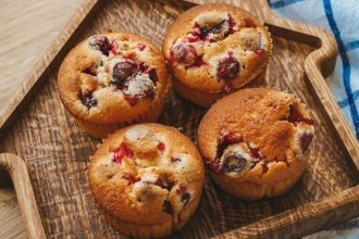 Απολαυστικά muffins με φρούτα χωρίς ζάχαρη