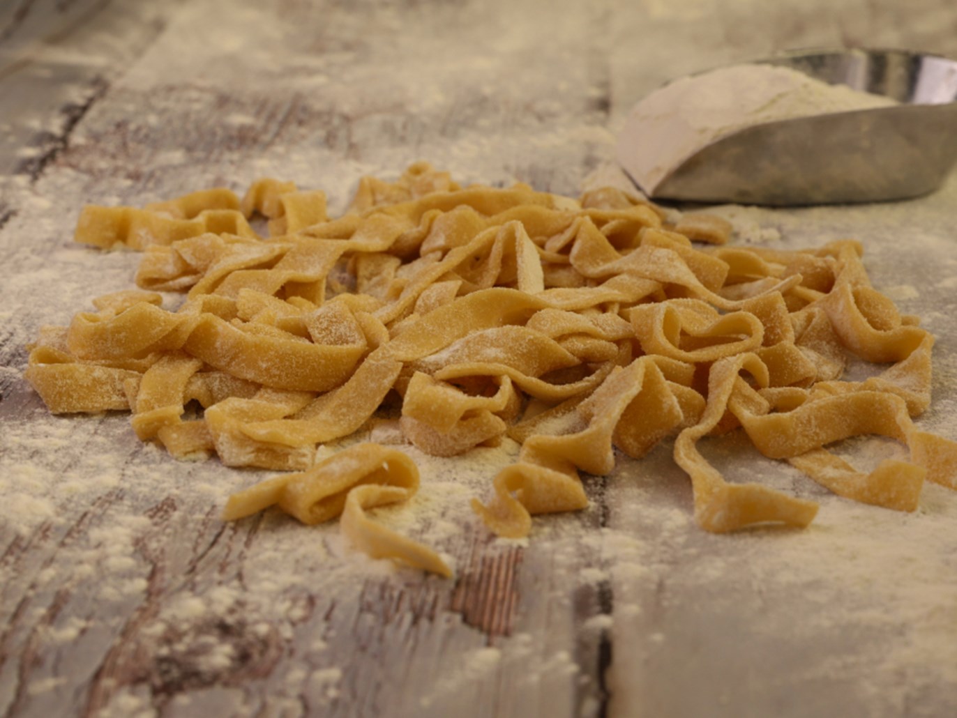 Χειροποίητες ταλιατέλες