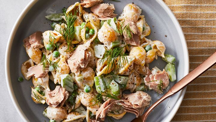 Μένουμε σπίτι και απολαμβάνουμε λαχταριστή μακαρονάδα με τόνο