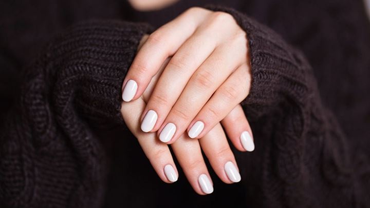 Να γιατί πρέπει να βάζετε οδοντόκρεμα στα νύχια σας