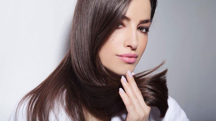 Πώς να κρύψεις το double chin με τη βοήθεια του μακιγιάζ