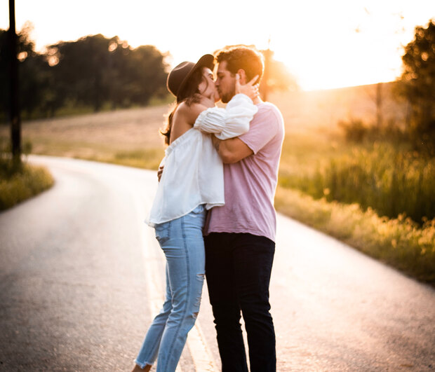 Γιατί δεν σου ζητάει να βγείτε; Ο ένας και βασικός λόγος