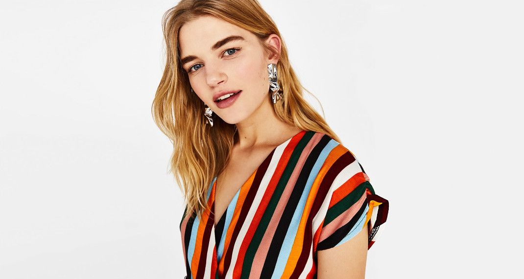 To κόσμημα που όλες φορέσαμε στα 90s επιστρέφει πιο όμορφο από ποτέ