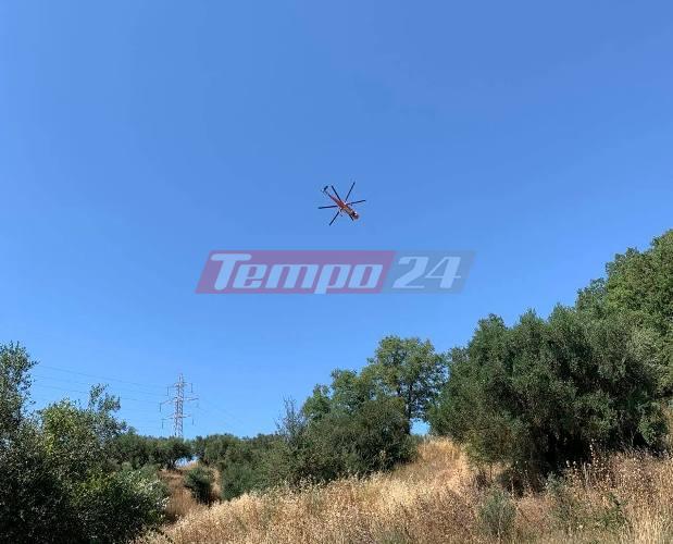 Σε ύφεση η φωτιά στη Δυτική Αχαΐα - Συναγερμός για τον οικισμό Χαρμπιλέικα Ωλενίας - Μεγάλη επιχείρηση της Πυροσβεστικής (ΦΩΤΟ)