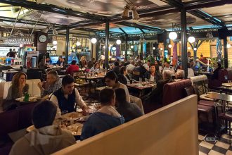 Μοναδικό γλέντι στο "cafe ΣΤΑΘΜΟΣ" την Τσικνοπέμπτη