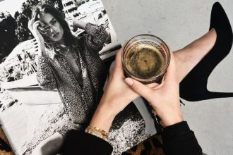 Τι θα συμβεί στο σώμα σου εάν σταματήσεις να φοράς ψηλοτάκουνα;