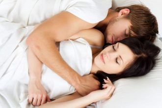 Τα ζευγάρια που κοιμούνται μαζί βλέπουν περισσότερα όνειρα