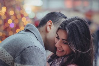 Tελικά πόσο πρέπει να περιμένεις για να ξαναβγείς ραντεβού μετά από ένα χωρισμό;