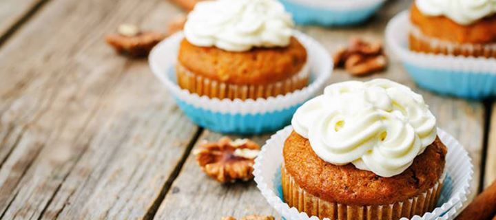 Cupcakes με μήλο και κανέλα