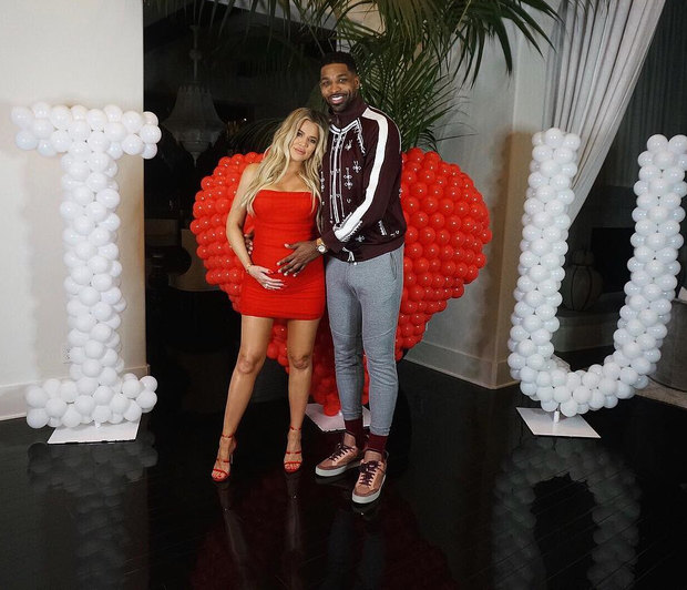 3 ενδείξεις ότι σε απατά, όπως ο Tristan την Khloe