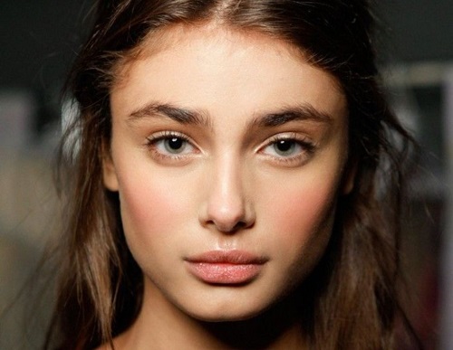 Το μακιγιάζ που θα μας δείξει φρέσκιες αύριο στο γραφείο