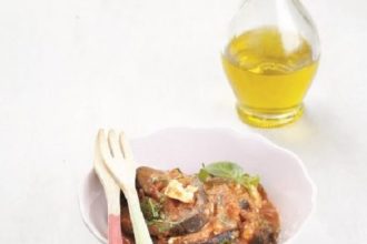 Μελιτζάνες με φέτα στην κατσαρόλα