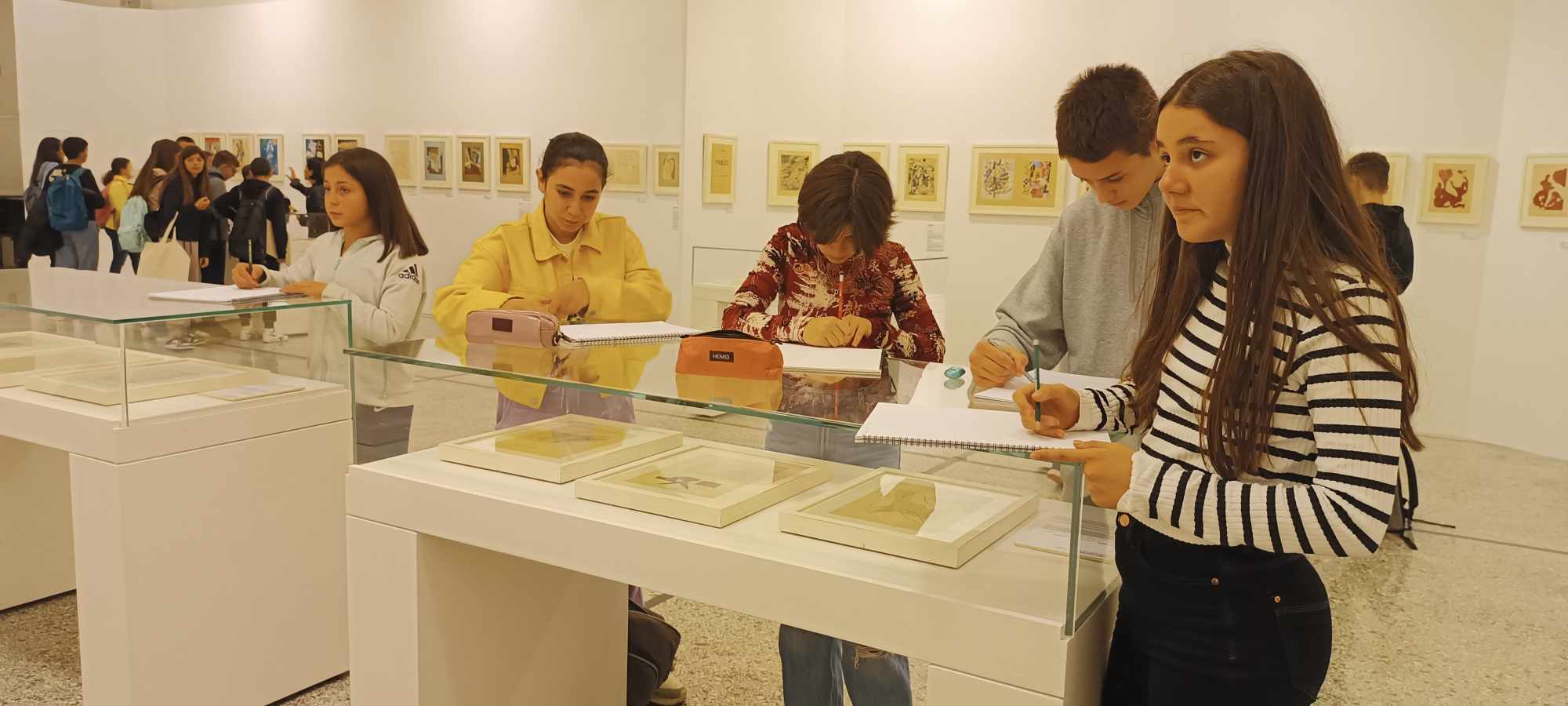 Γυμνάσιο Σαραβαλίου: Οι μαθητές πήγαν στη Δημοτική Πινακοθήκη (ΦΩΤΟ)