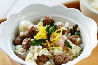 Ριζότο με κεφτεδάκια