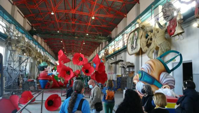 Μαθητές από ολόκληρη την Ελλάδα στο καρναβαλικό εργαστήρι της Πάτρας