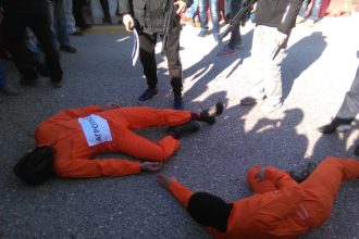 Οι «Τζιχαντιστές» κυβερνώντες, οι αγρότες και ο Αλέξης... αρνάκι! - ΔΕΙΤΕ ΦΩΤΟΓΡΑΦΙΕΣ