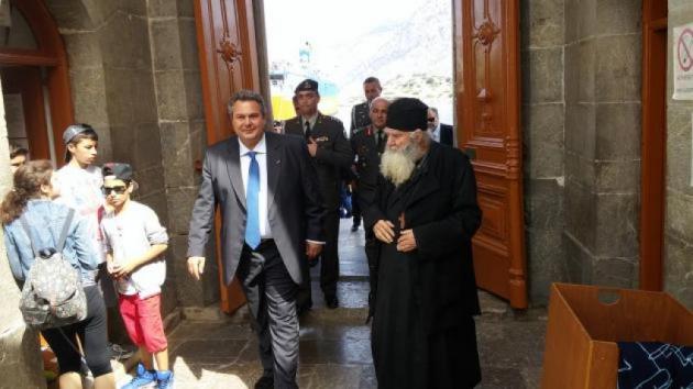 Η ευχή του Πάνου Καμμένου στο Twitter - Το τάμα στον Πανορμίτη