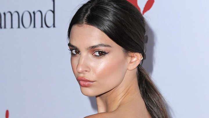 Emily Ratajkowski: Δείτε πώς πετυχαίνει το natural makeup look!