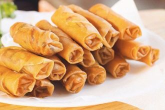 Μοναδικά και τραγανά spring rolls με γαρίδες και μοτσαρέλα!