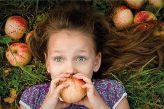 Μάθετε το παιδί σας να τα τρώει όλα