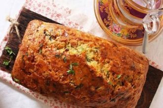 Γευστική συνταγή για τυρόπιτα κέικ