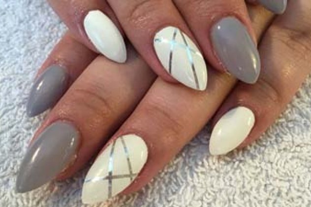 Your insta-questions: Θέλω να δώσω αμυγδαλωτό σχήμα στα νύχια μου αλλά δεν ξέρω πώς