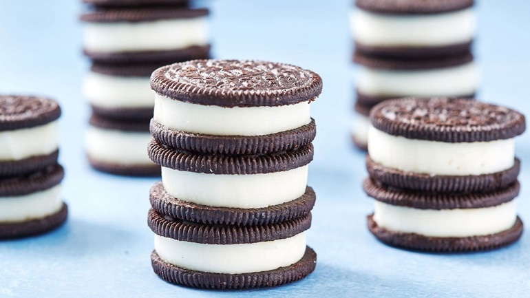 Σπιτικά μπισκότα τύπου Oreo χωρίς ζάχαρη και αλεύρι