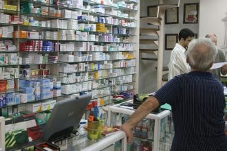 Όλα όσα ισχύουν για τη φαρμακευτική κάλυψη των ανασφάλιστων