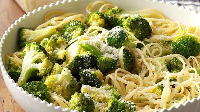 Light μακαρονάδα με μπρόκολο