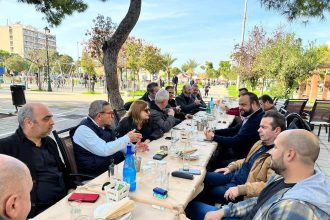 Βασίλης Αϊβαλής: Xαλαρή συζήτηση με τους πατρινούς δημοσιογράφους - ΦΩΤΟ